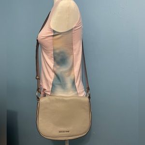 💕Holiday Sale 💕 MK Crossbody Bag